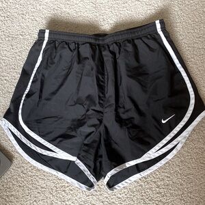 Women’s Nike Tempo Running Shorts